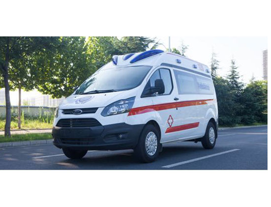 福特全順V362自動(dòng)檔一體化監(jiān)護(hù)型救護(hù)車(chē)